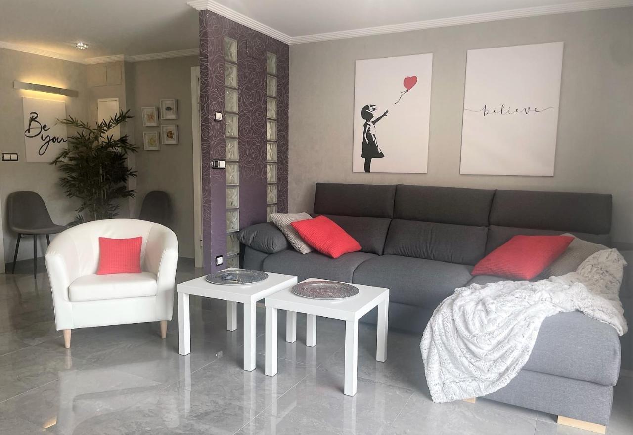 דירות Albacete Centro Parking Gratis 2 Plazas מראה חיצוני תמונה